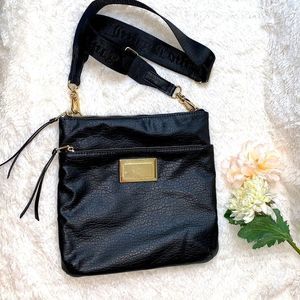 Juicy black pebble leather adjustable strap black purse